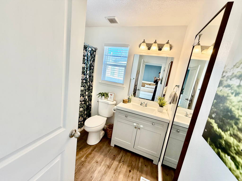 3856 N NEWLAND LOOP Lehi, UT 84043