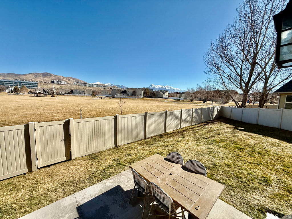 3856 N NEWLAND LOOP Lehi, UT 84043