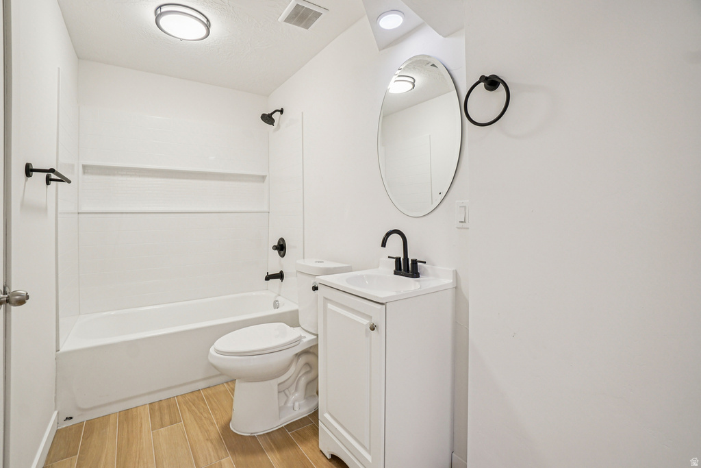 47 S 3RD ST Tooele, UT 84074