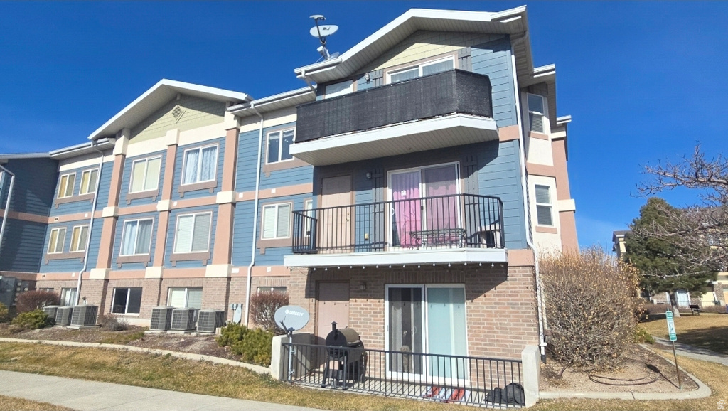 90 E RESACA DR #C11 Sandy, UT 84070