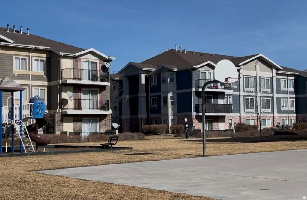 90 E RESACA DR #C11 Sandy, UT 84070