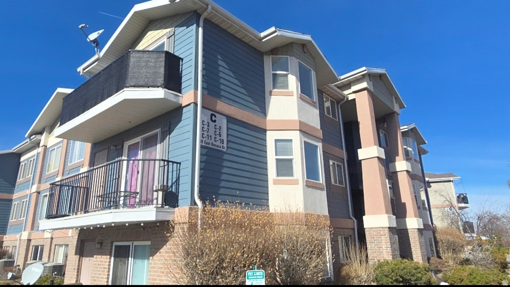 90 E RESACA DR #C11 Sandy, UT 84070