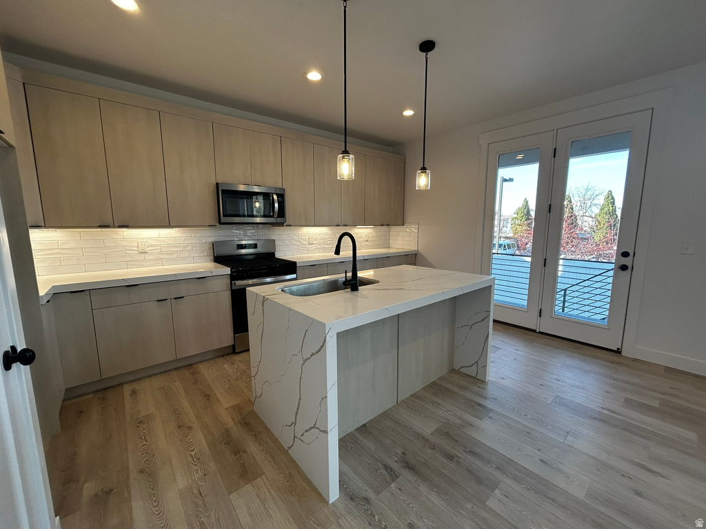 616 W MURRAY LN #101 Murray, UT 84123