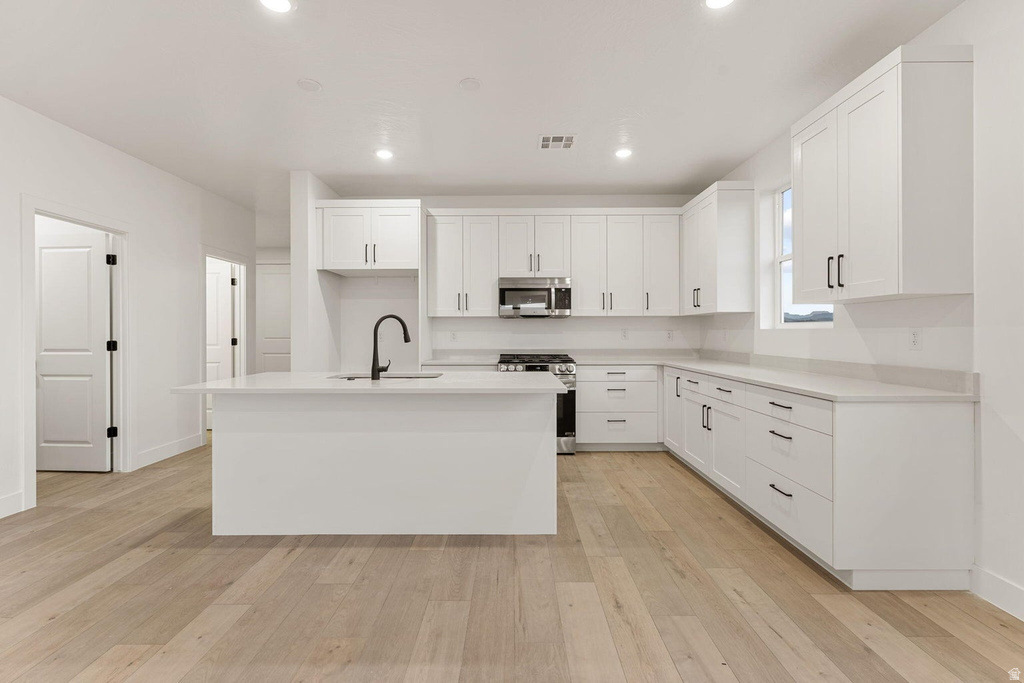 3835 W 2570 S Hurricane, UT 84737