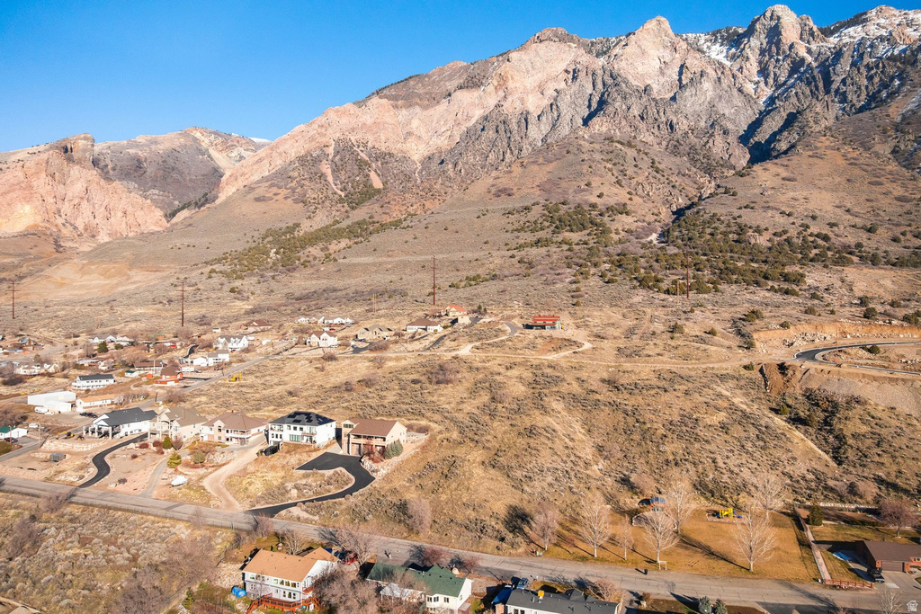 405 S 200 E Willard, UT 84340