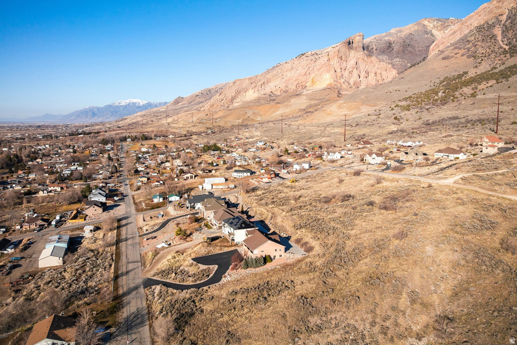 405 S 200 E Willard, UT 84340