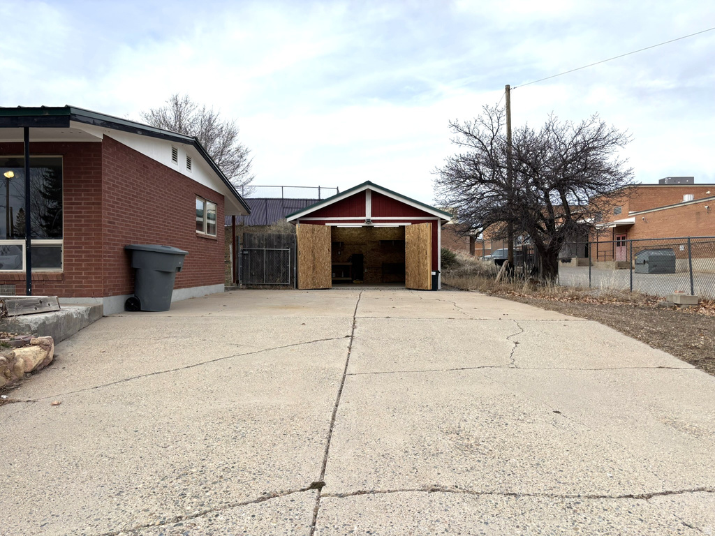 296 W 200 S Monticello, UT 84535