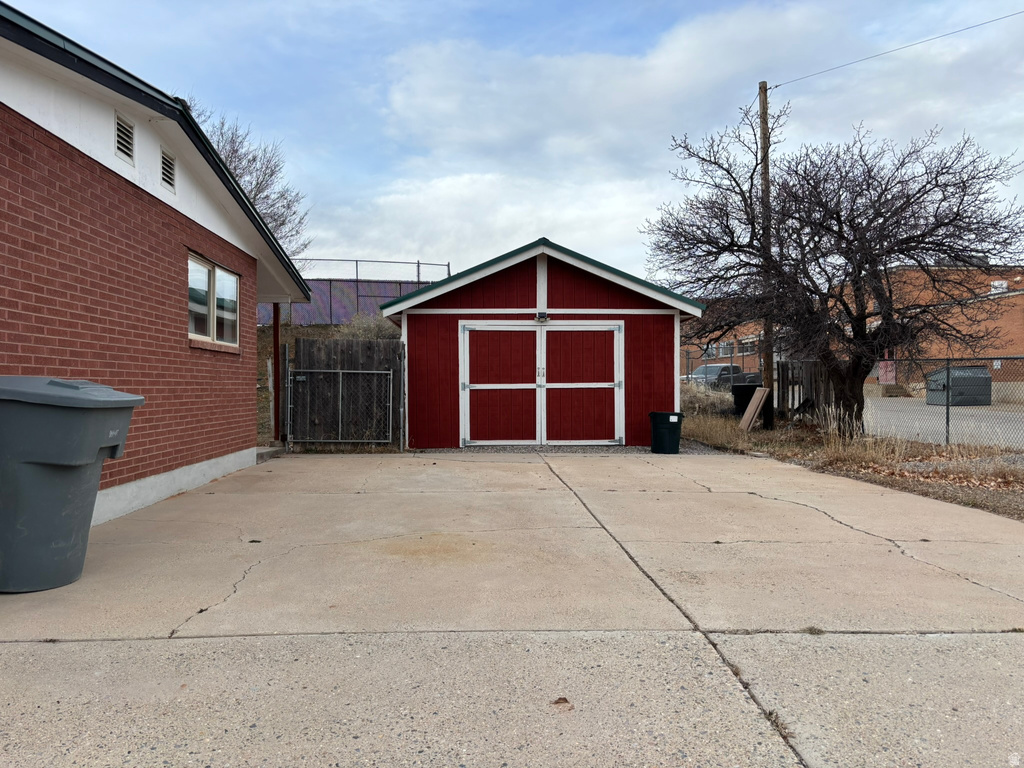 296 W 200 S Monticello, UT 84535