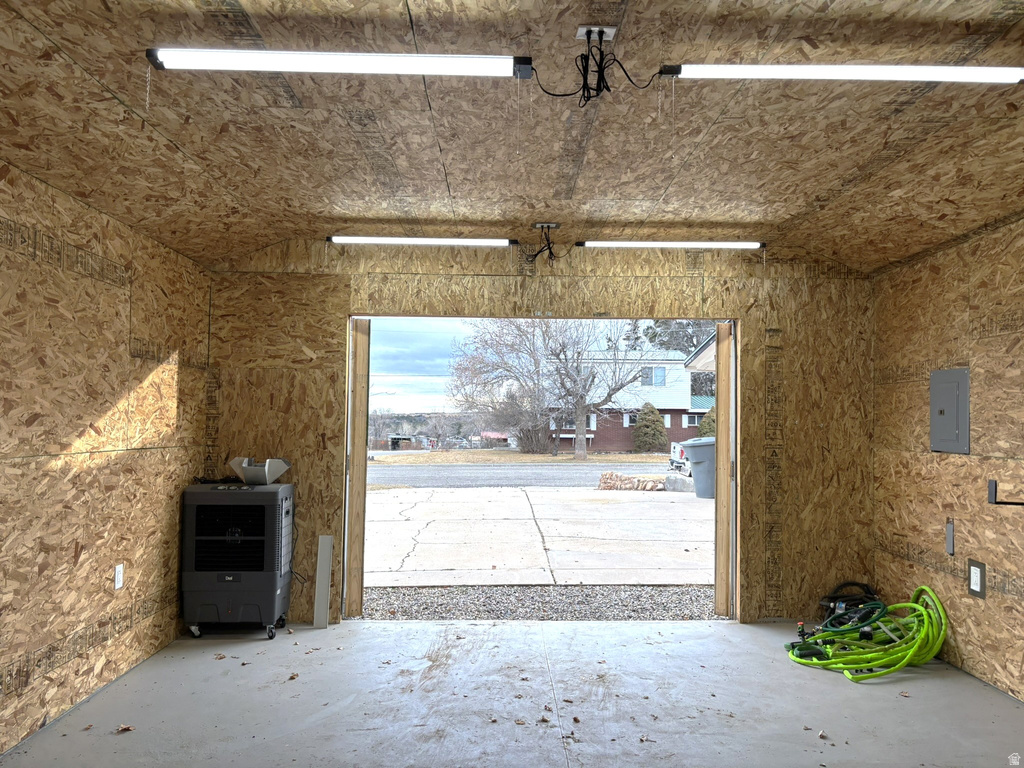 296 W 200 S Monticello, UT 84535