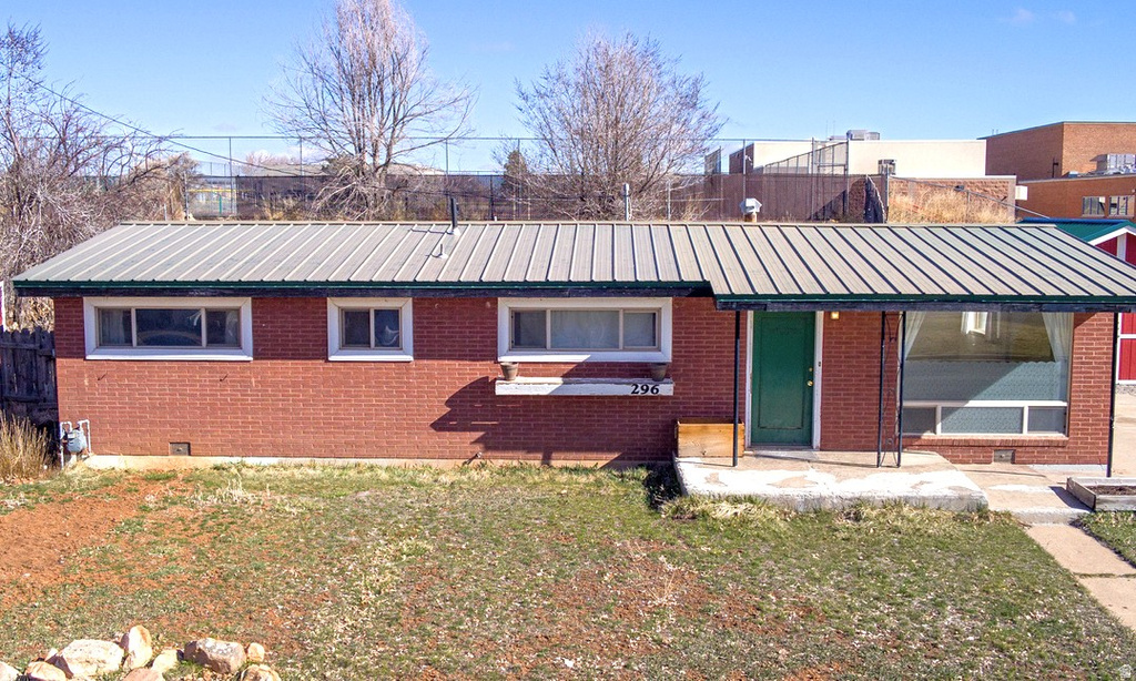 296 W 200 S Monticello, UT 84535