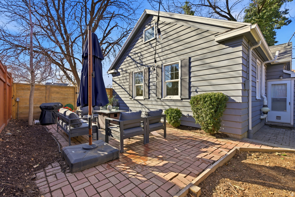 1075 E PRINCETON AVE Salt Lake City, UT 84105