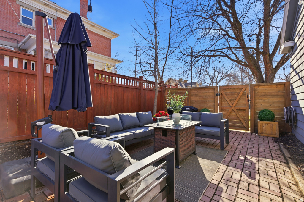 1075 E PRINCETON AVE Salt Lake City, UT 84105