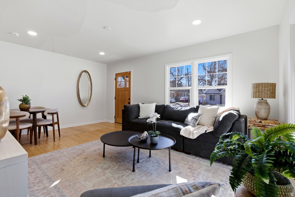 1075 E PRINCETON AVE Salt Lake City, UT 84105