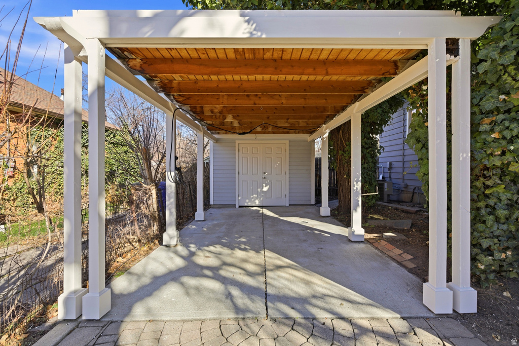 1075 E PRINCETON AVE Salt Lake City, UT 84105