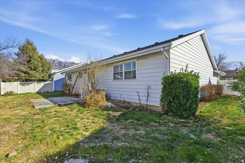 1411 E VINTRY LN Murray, UT 84121