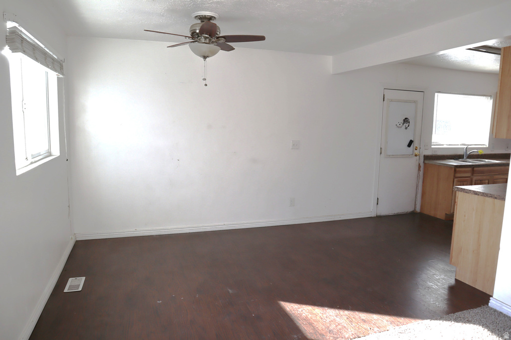 4496 W 5415 S Kearns, UT 84118