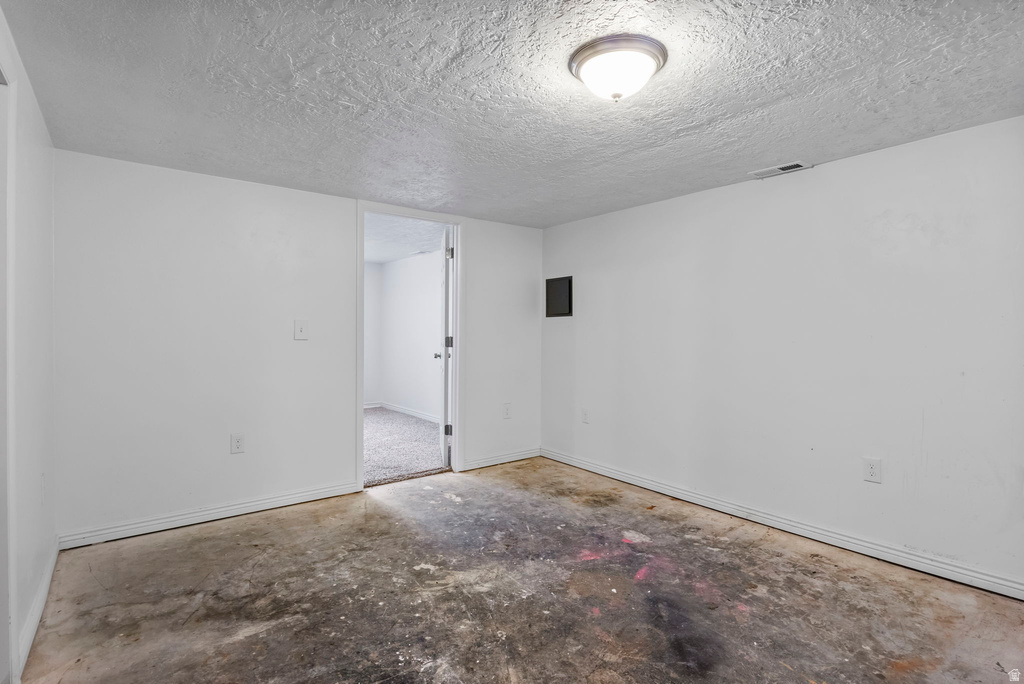 4496 W 5415 S Kearns, UT 84118