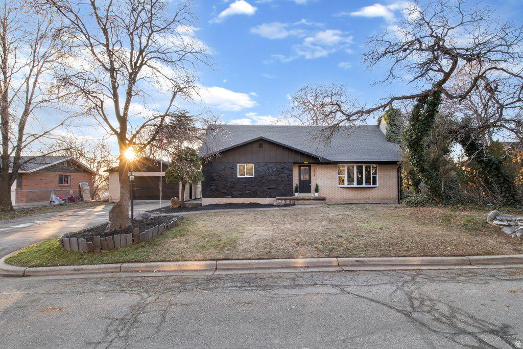 399 S STIRLING DR Fruit Heights, UT 84037