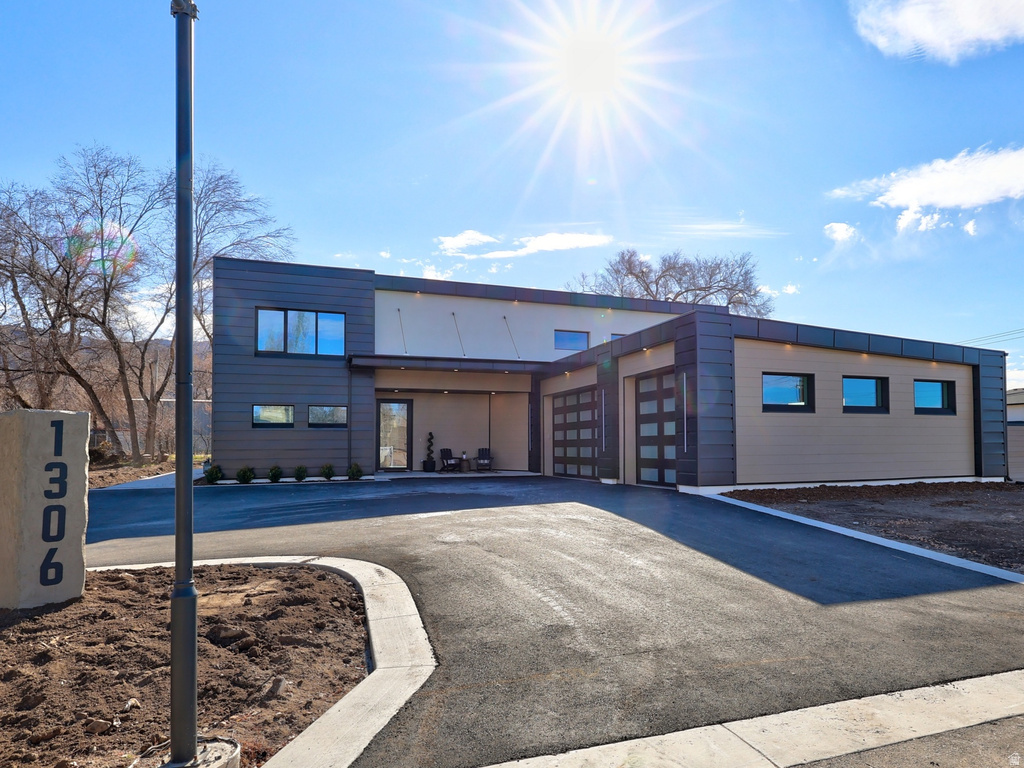 1306 E VICTOR LN Draper, UT 84020