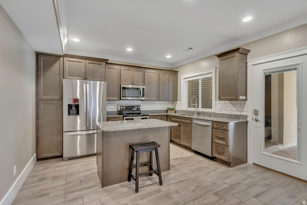 11 N TILLY CIR Kaysville, UT 84037