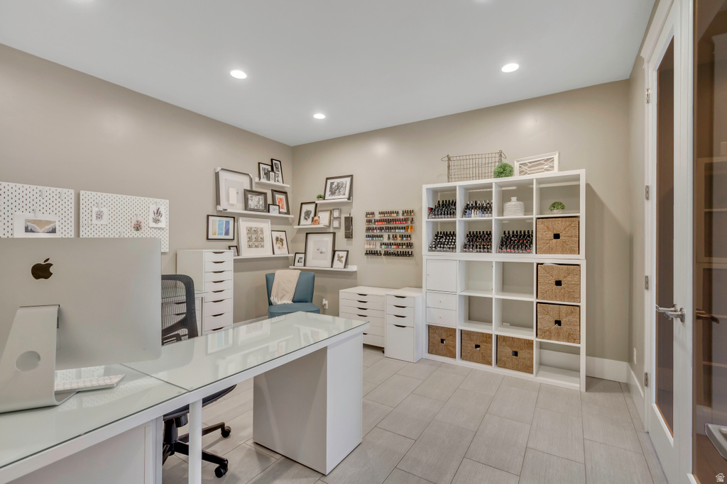 11 N TILLY CIR Kaysville, UT 84037