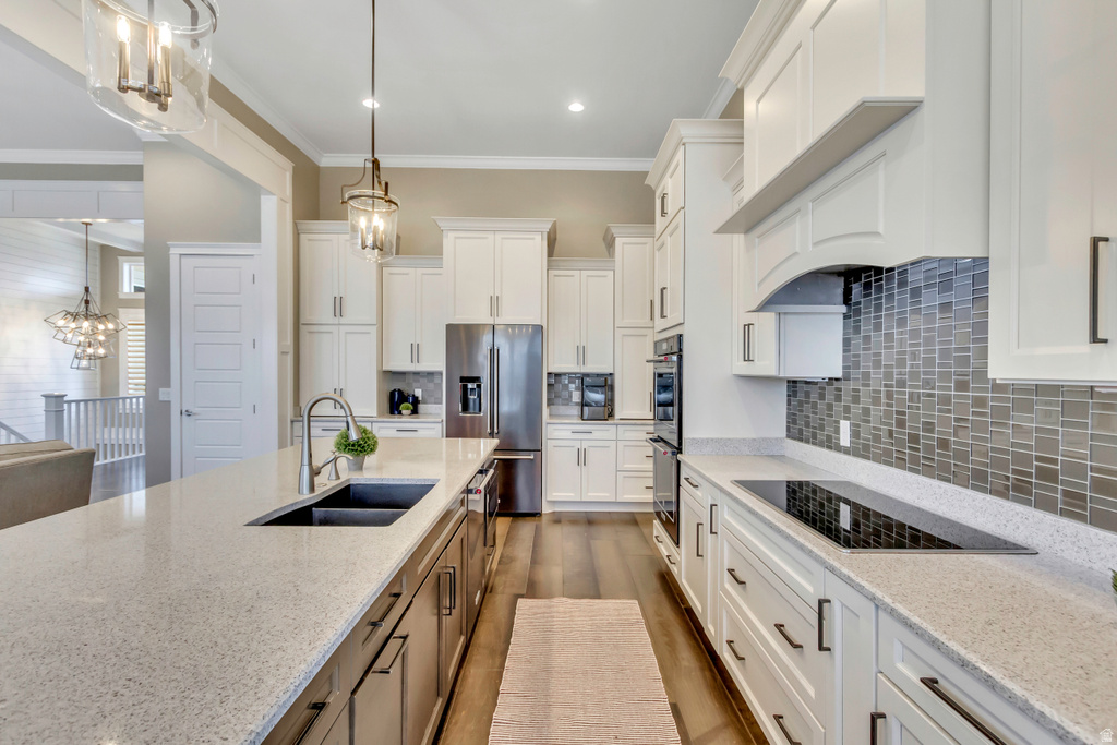 11 N TILLY CIR Kaysville, UT 84037