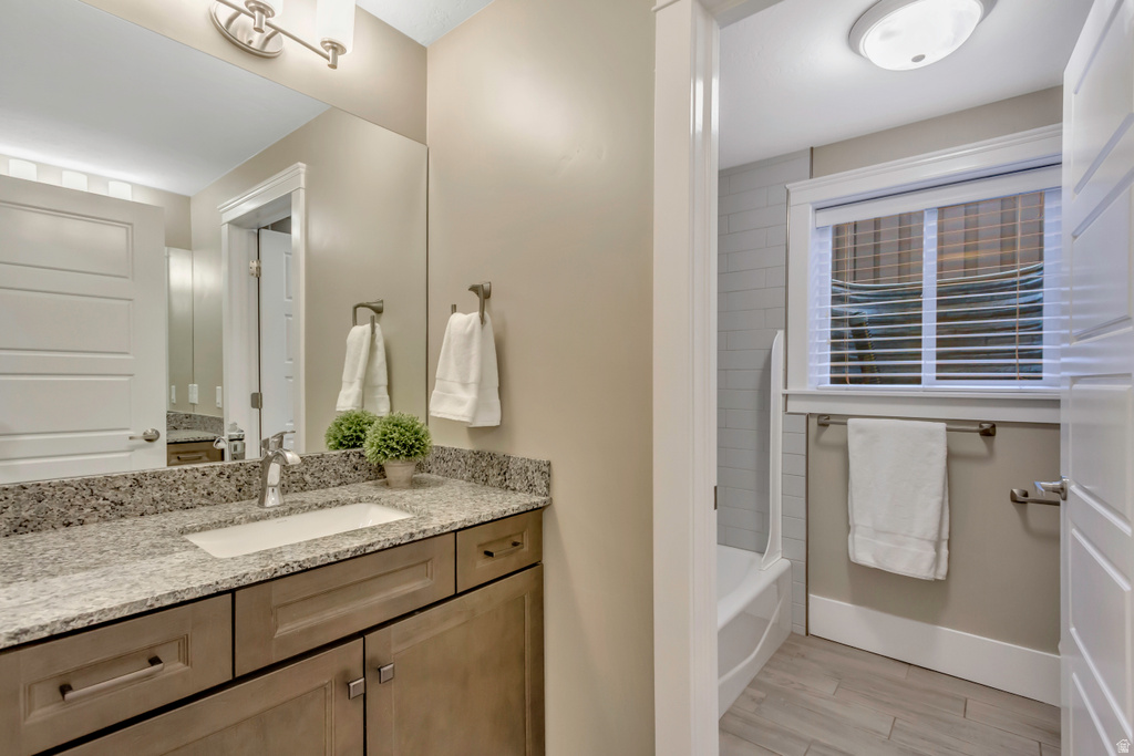 11 N TILLY CIR Kaysville, UT 84037