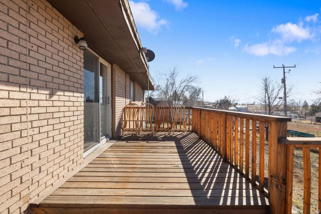 166 S OLD COUNTY RD Stockton, UT 84071