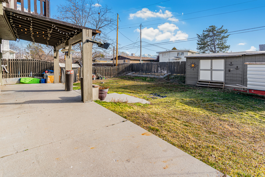 1071 AMIGA DR Salt Lake City, UT 84104