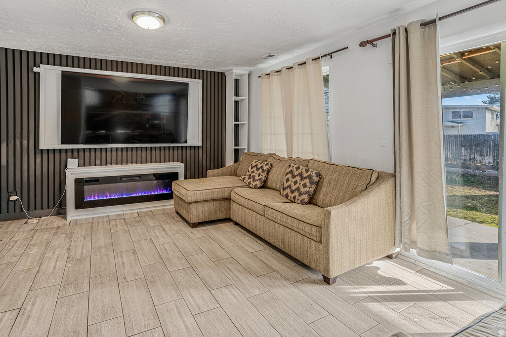 1071 AMIGA DR Salt Lake City, UT 84104