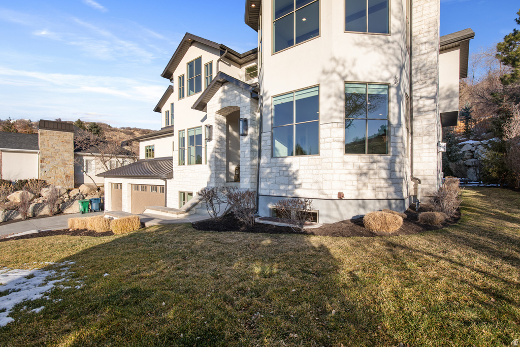 10043 S STONEWALL CT Sandy, UT 84092
