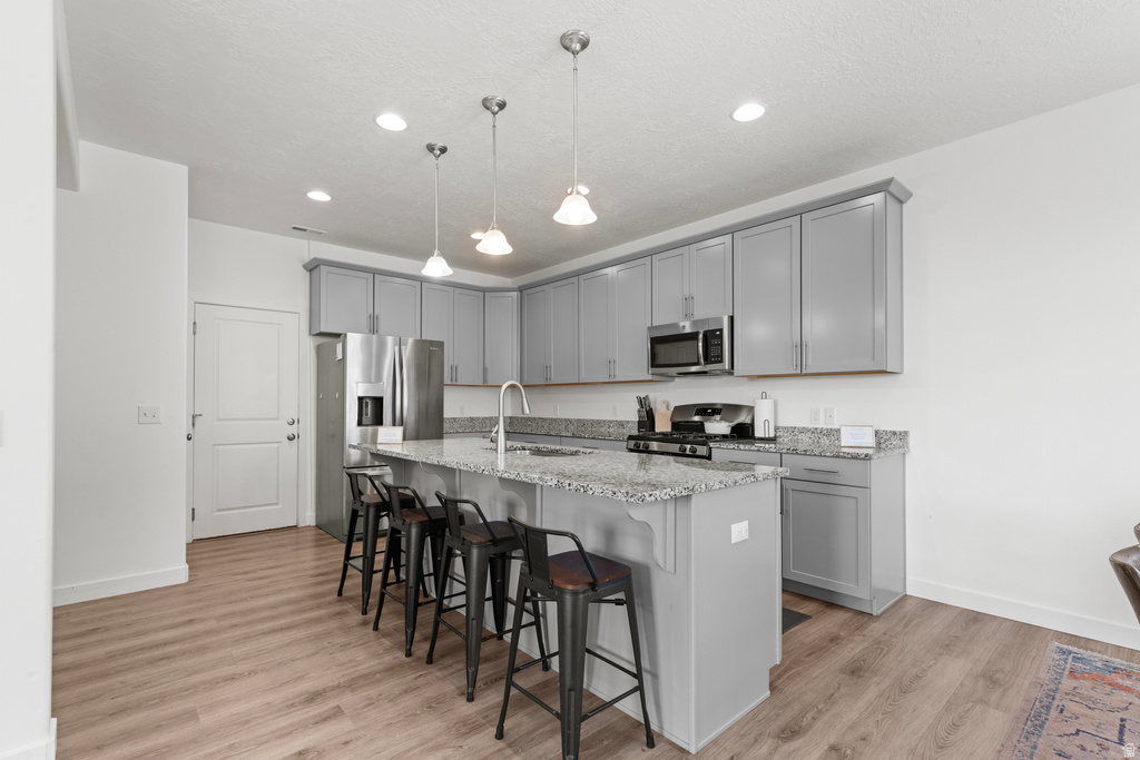 1912 W PARKVIEW DR Syracuse, UT 84075