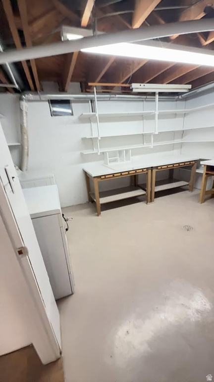 1374 MAPLE DR Logan, UT 84321