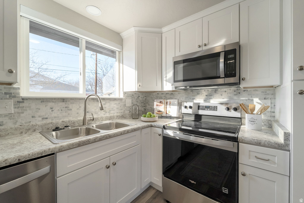 3970 S BONNIEWOOD DR West Valley City, UT 84119