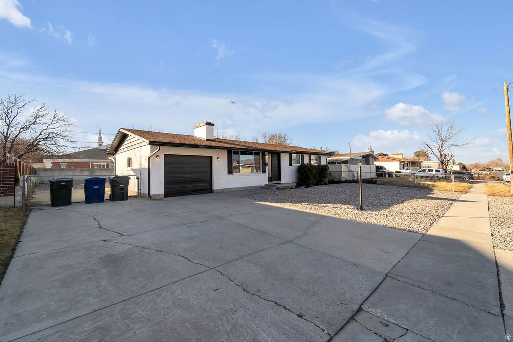 3970 S BONNIEWOOD DR West Valley City, UT 84119