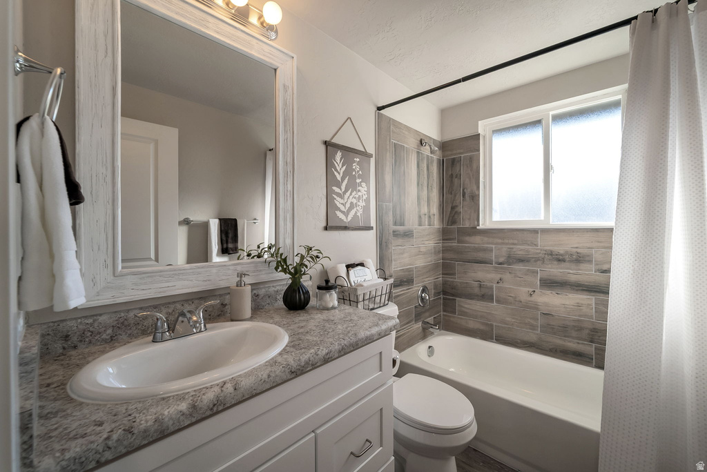 3970 S BONNIEWOOD DR West Valley City, UT 84119