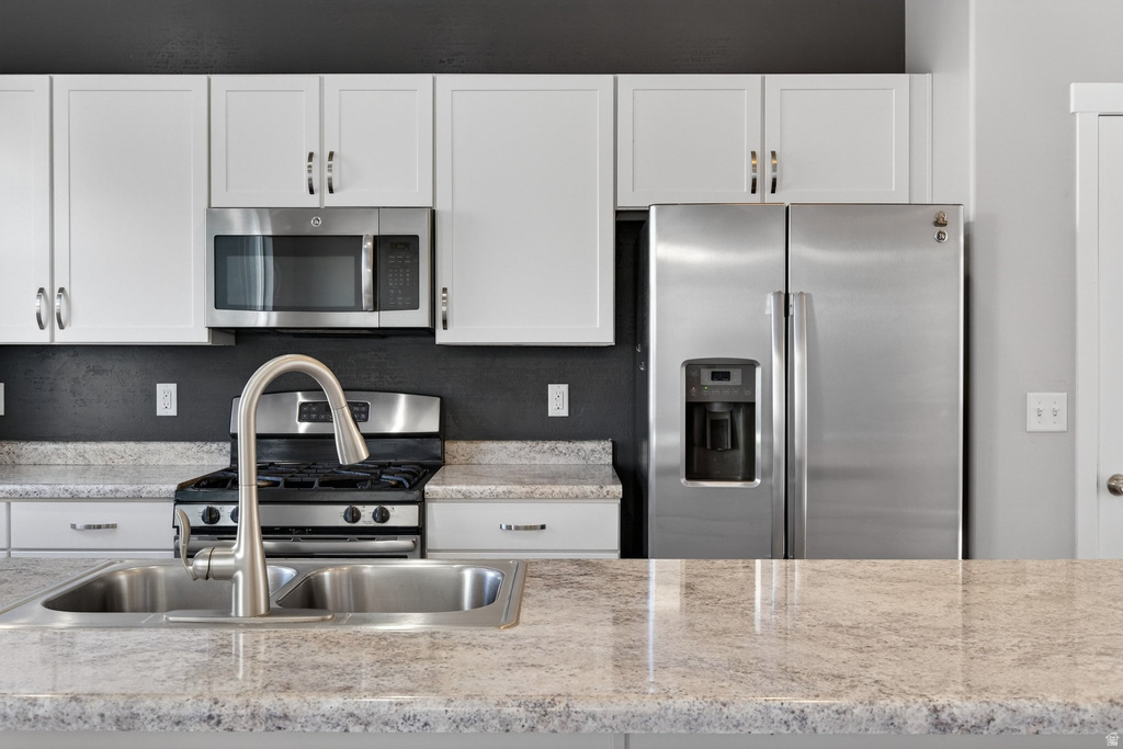 3657 W SUNRISE SKY LN South Jordan, UT 84009