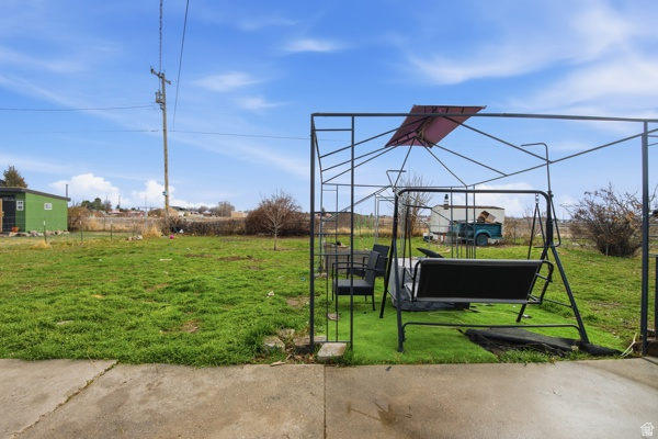 137 W 1025 S Garland, UT 84312