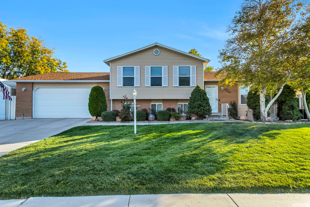 4333 W GLEN HILL CIR West Valley City, UT 84120