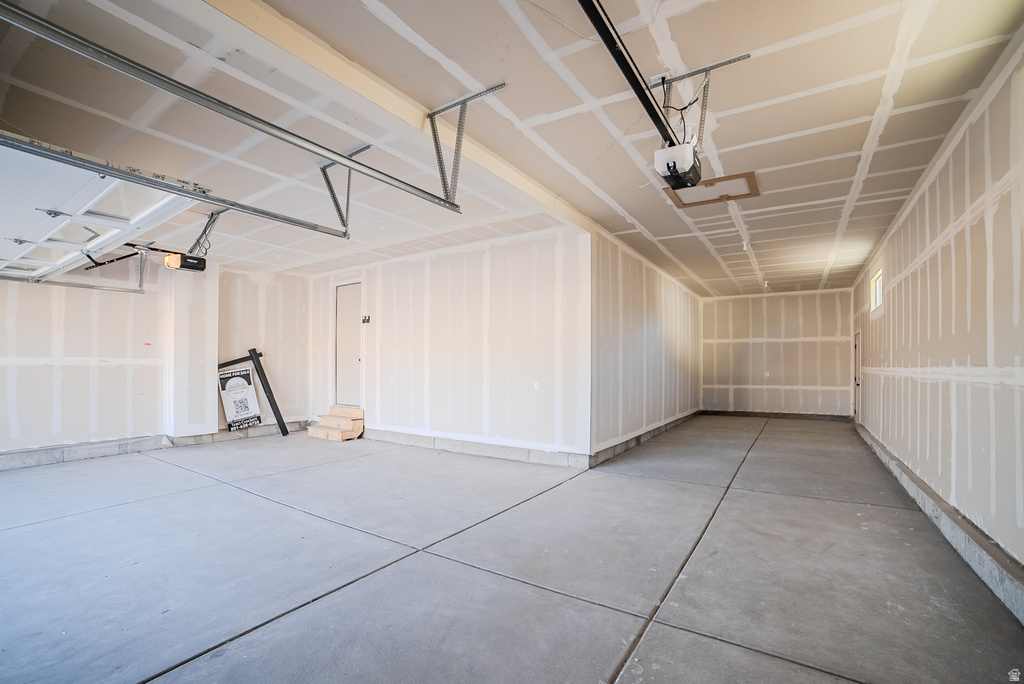 7177 W MOOREPARK PL #12 West Jordan, UT 84081