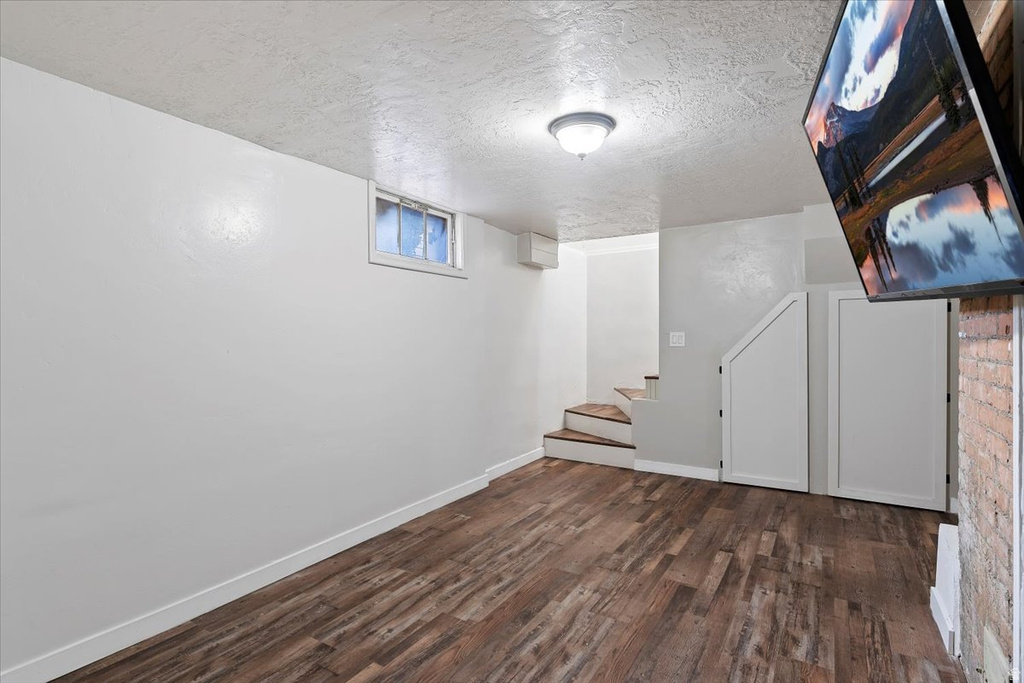 842 E 1000 S Clearfield, UT 84015