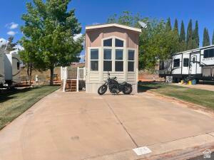 144  ASH ST Hurricane, UT 84737