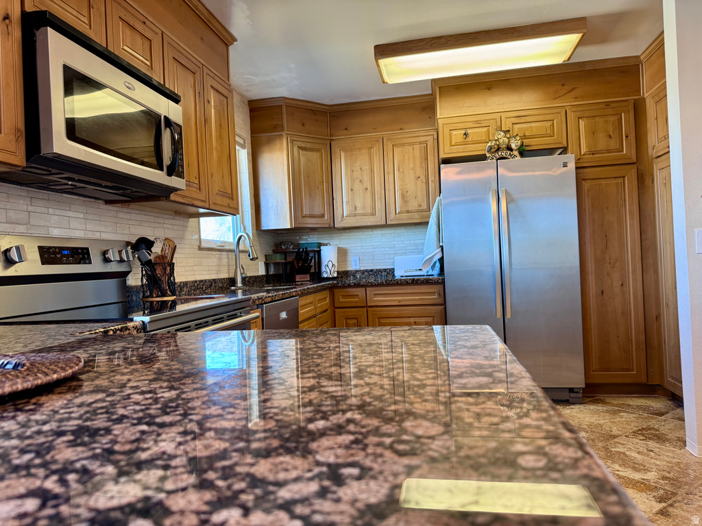 569 E PARK DR Elk Ridge, UT 84651