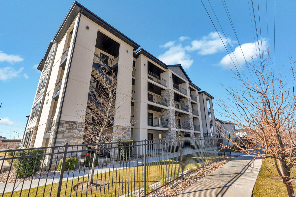 1141 E 1320 S #A404 Provo, UT 84606