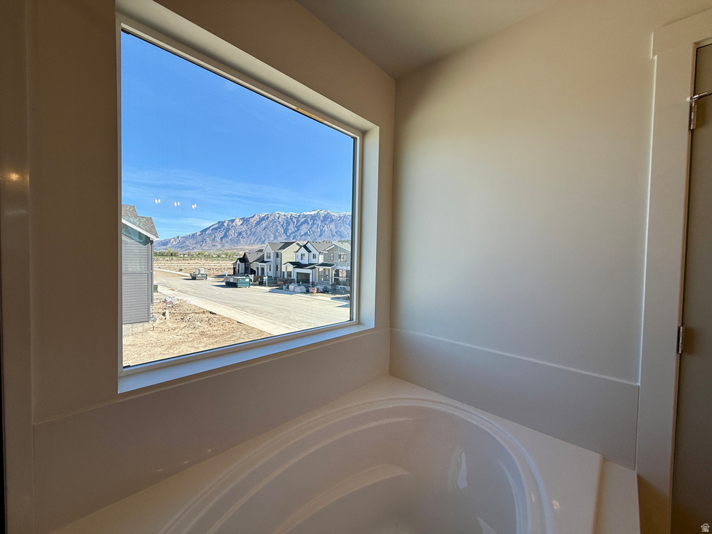 2810 W GUERNSEY LN #222 Plain City, UT 84404