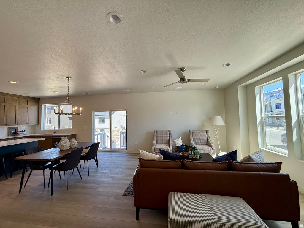 2810 W GUERNSEY LN #222 Plain City, UT 84404