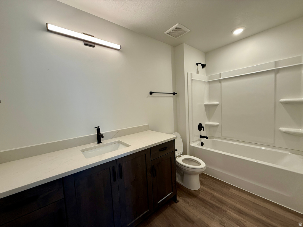 2810 W 2940 N #228 Plain City, UT 84404