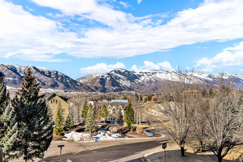 5122 MOOSE HOLLOW DR #205 Eden, UT 84310