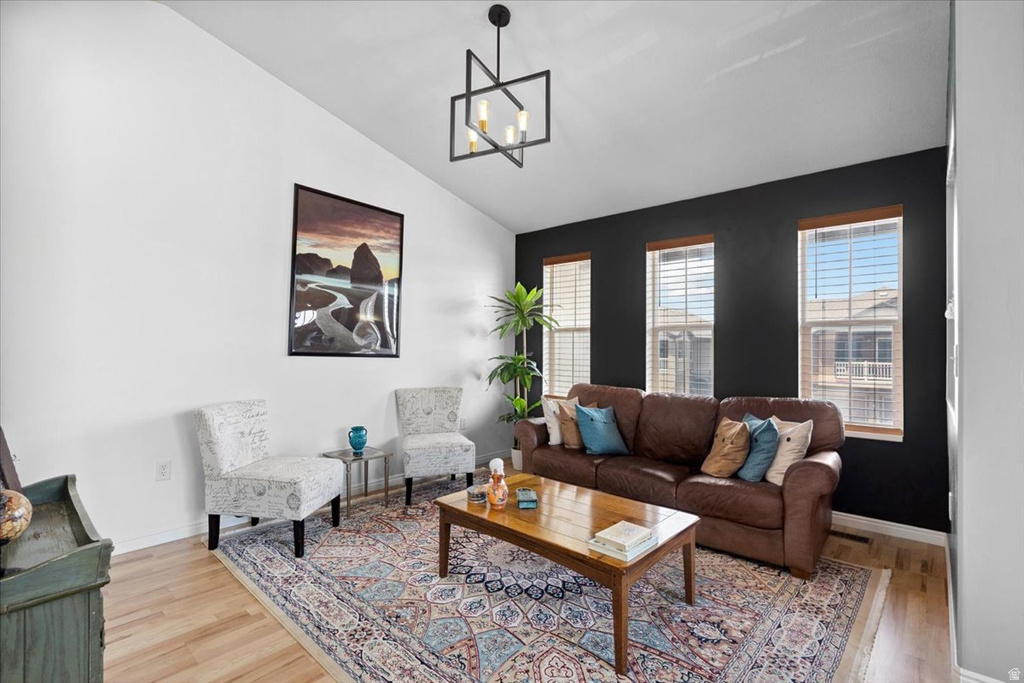 1049 ALLINGTON DR North Salt Lake, UT 84054