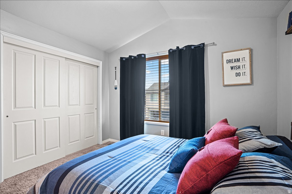 1049 ALLINGTON DR North Salt Lake, UT 84054